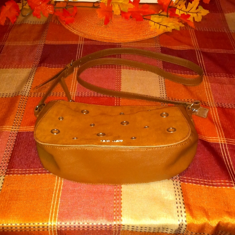 NINE WEST SHOULDER PURSE